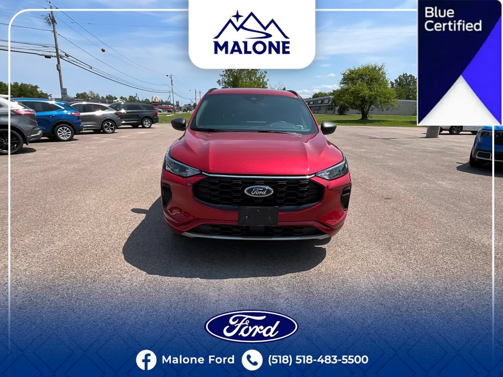 Used 2023 Ford Escape ST-Line w/ Tech Pack #1 AWD/4WD image 11