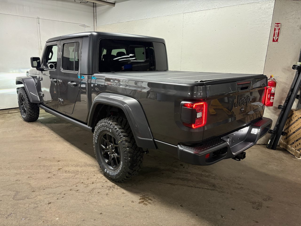 New 2026 Jeep Gladiator Sport AWD/4WD image 6