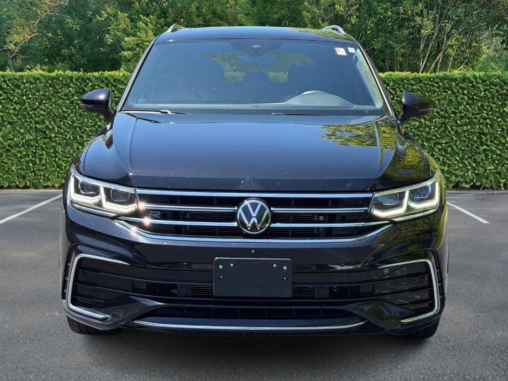 Used 2024 Volkswagen Tiguan SEL R-Line AWD/4WD image 9
