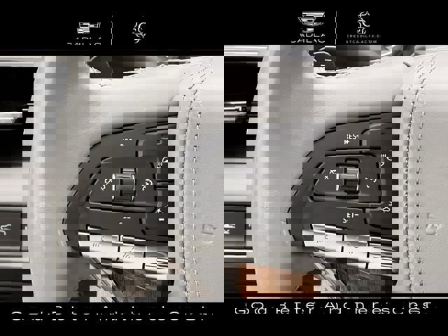 Certified 2023 Cadillac Escalade Premium Luxury Platinum AWD/4WD image 17