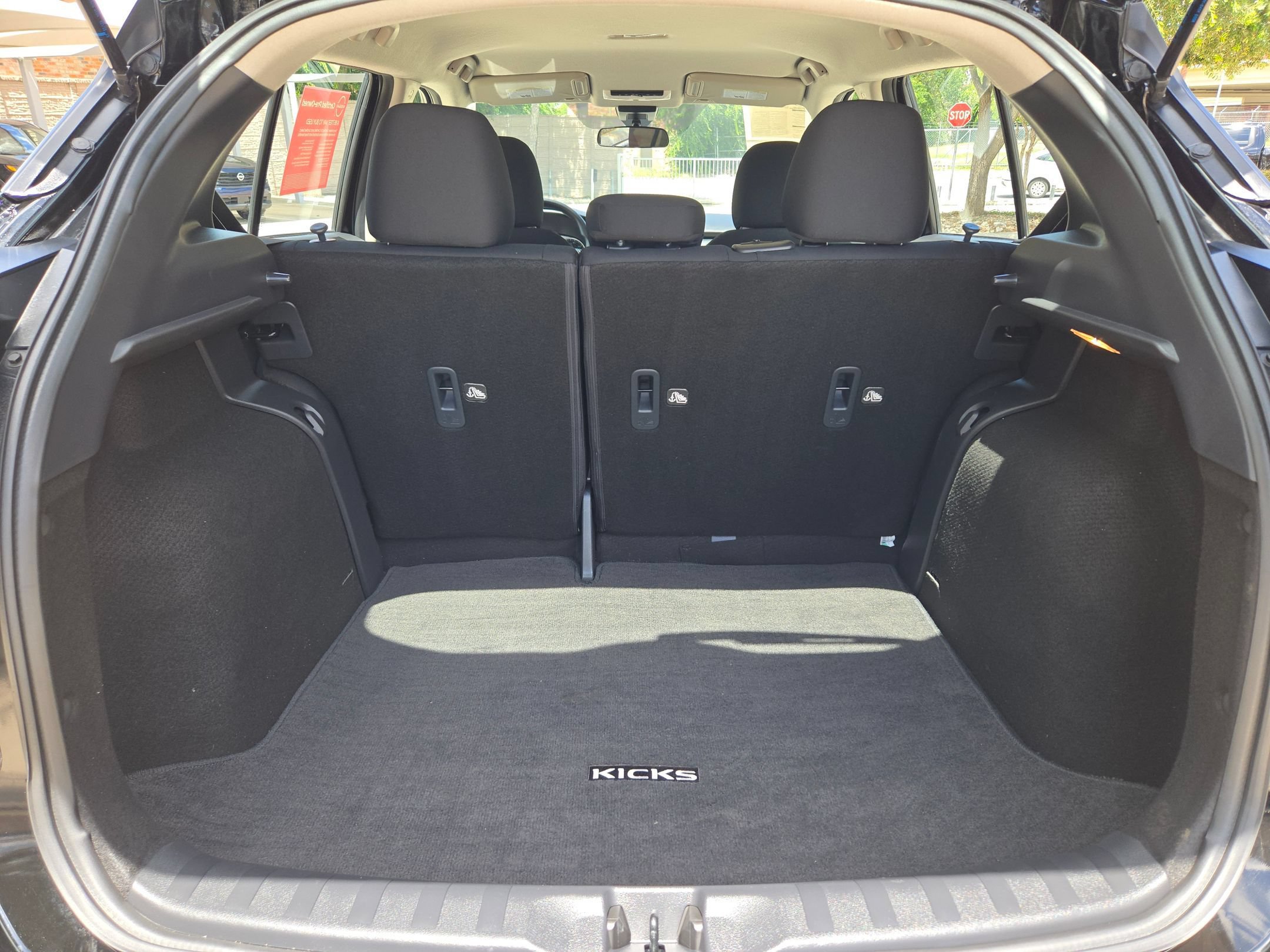 Certified 2025 Nissan Kicks Play S FWD image 22