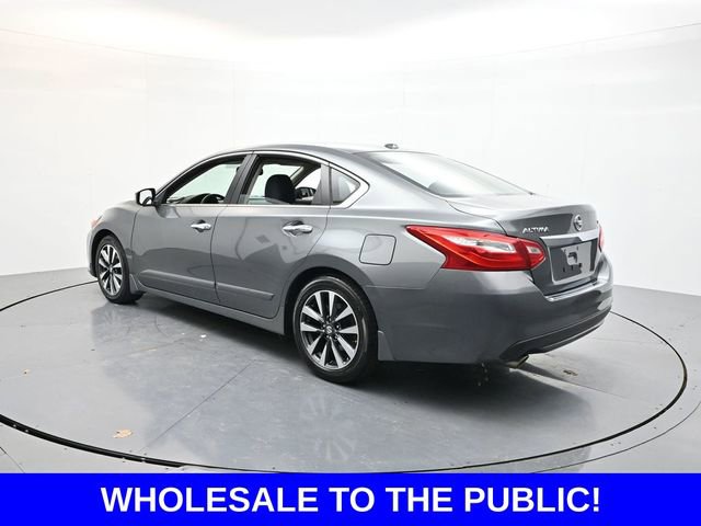 Used 2017 Nissan Altima 2.5 SV w/ Convenience Package image 5