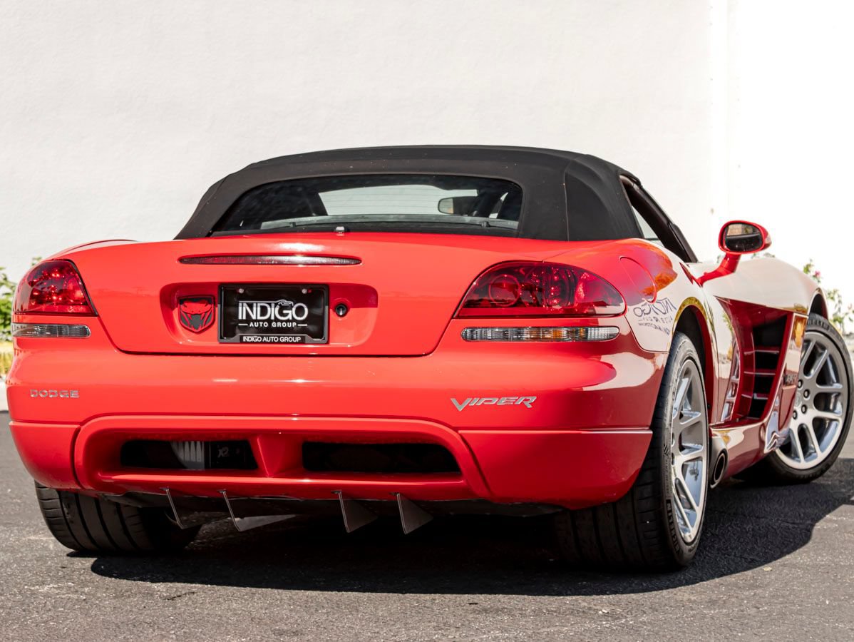 Used 2004 Dodge Viper SRT-10 RWD image 6