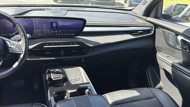 Used 2025 Buick Enclave Preferred image 31