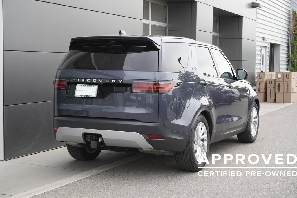 Used 2025 Land Rover Discovery S AWD/4WD image 2
