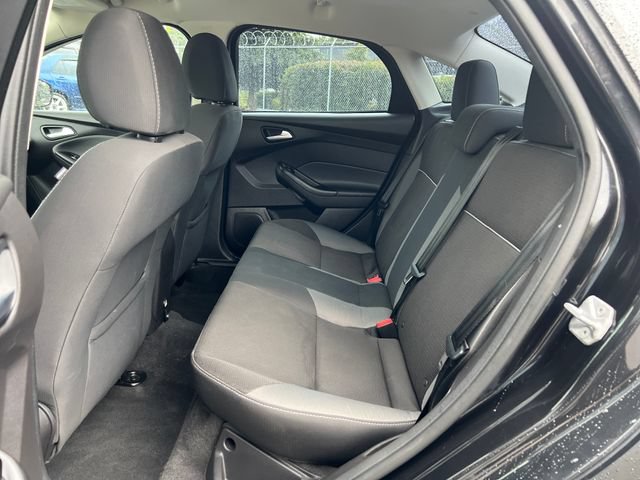 Used 2014 Ford Focus SE FWD image 14