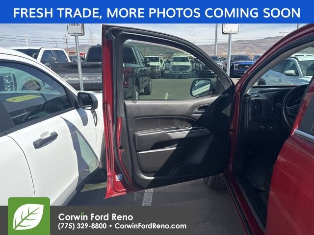 Used 2016 Chevrolet Colorado LT w/ LT Convenience Package image 13