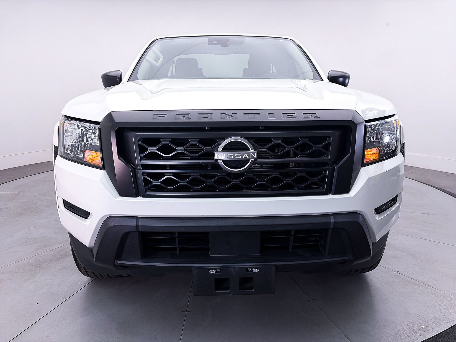 Used 2022 Nissan Frontier S w/ Technology Package RWD image 9