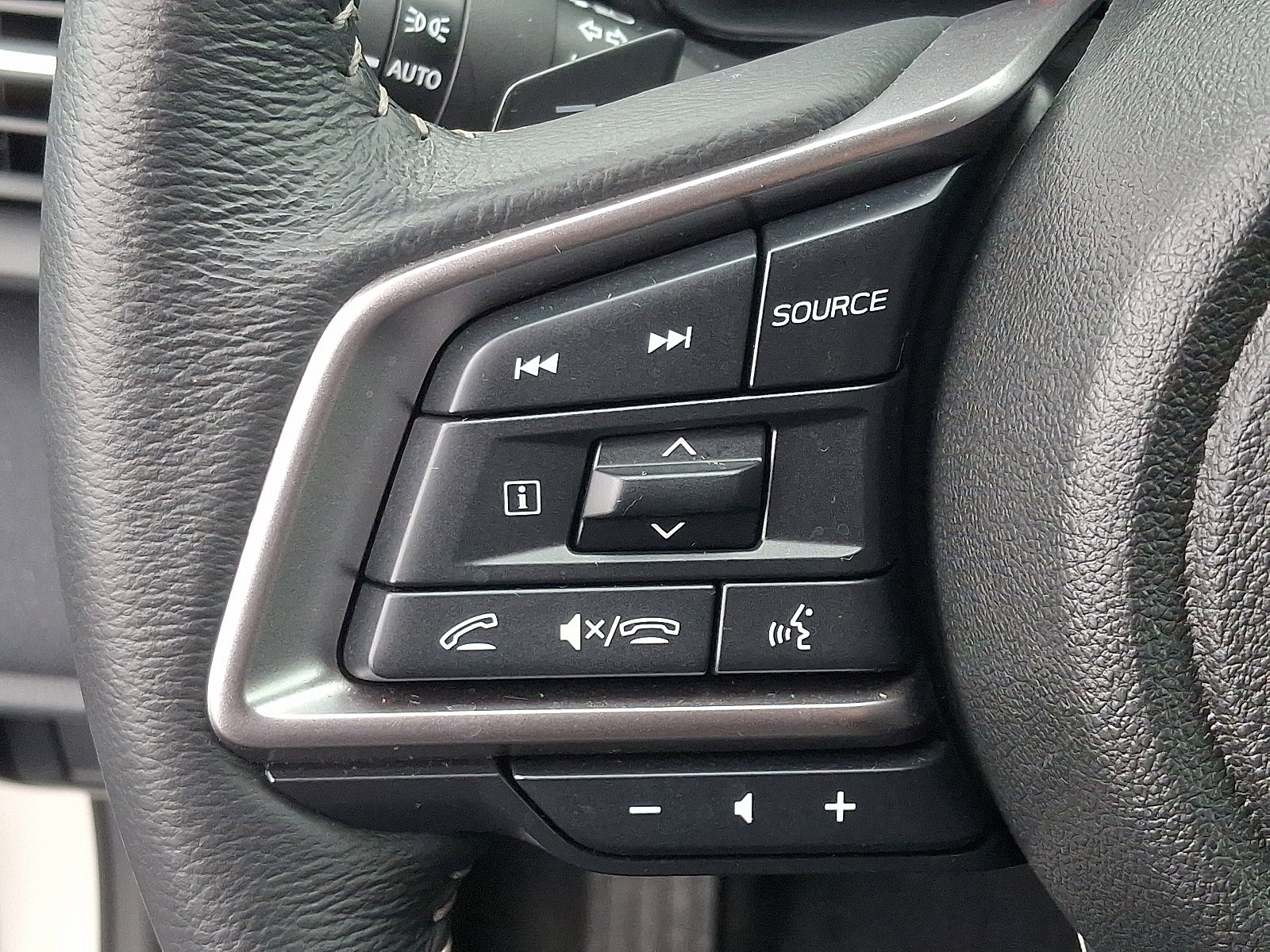 Certified 2025 Subaru Outback Premium w/ Popular Package #1A image 22