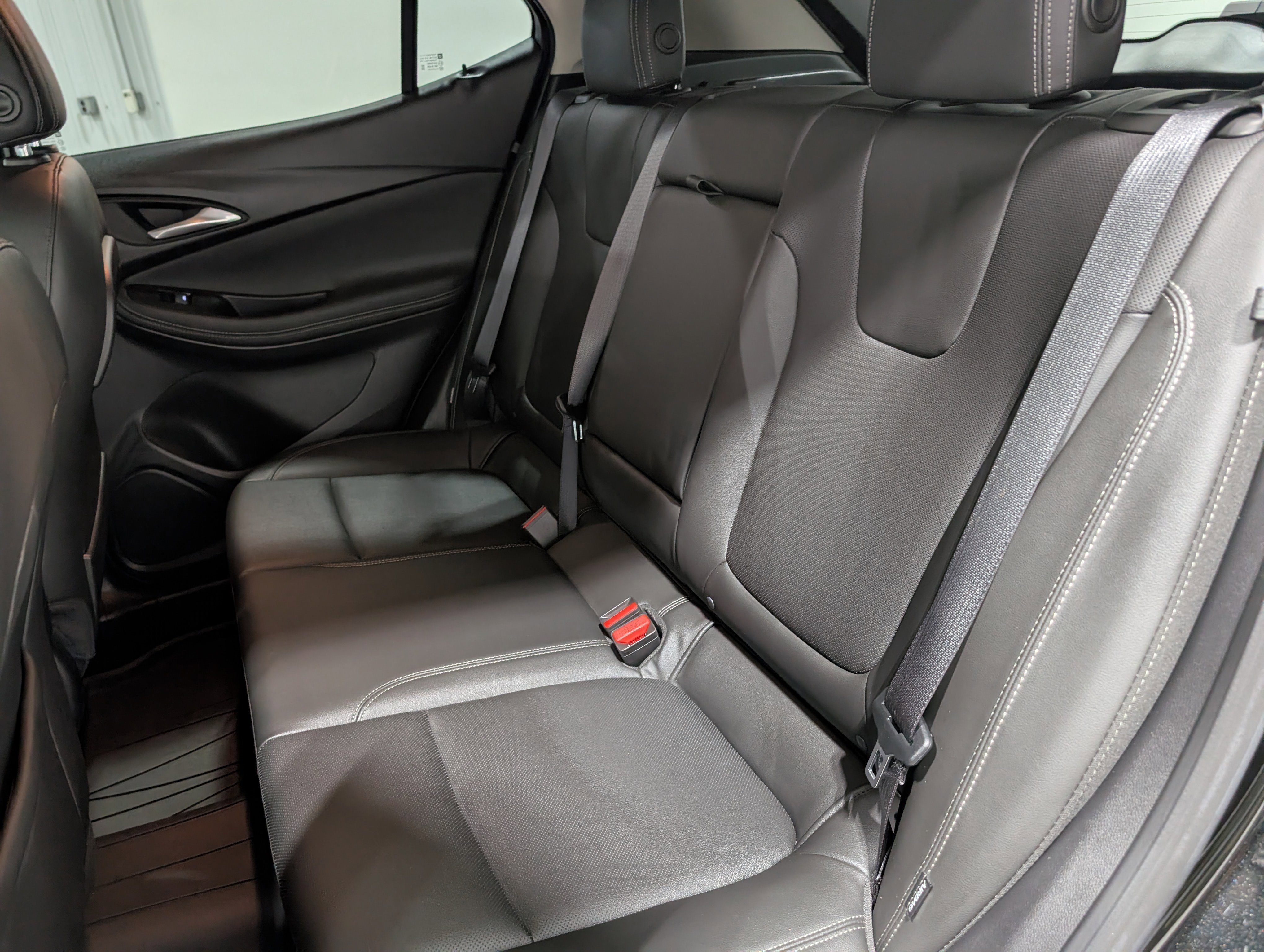 Used 2024 Buick Encore GX Sport Touring w/ Experience Buick Package image 15