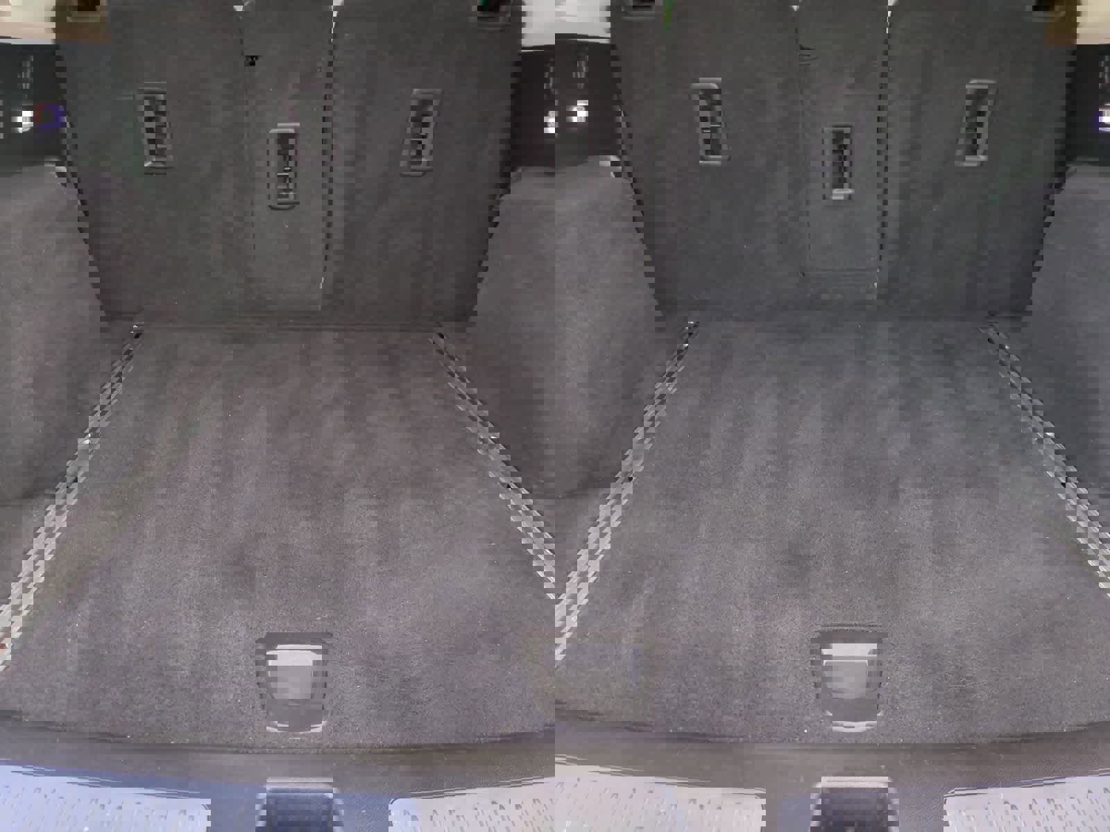 Used 2019 Cadillac XT5 Luxury image 35