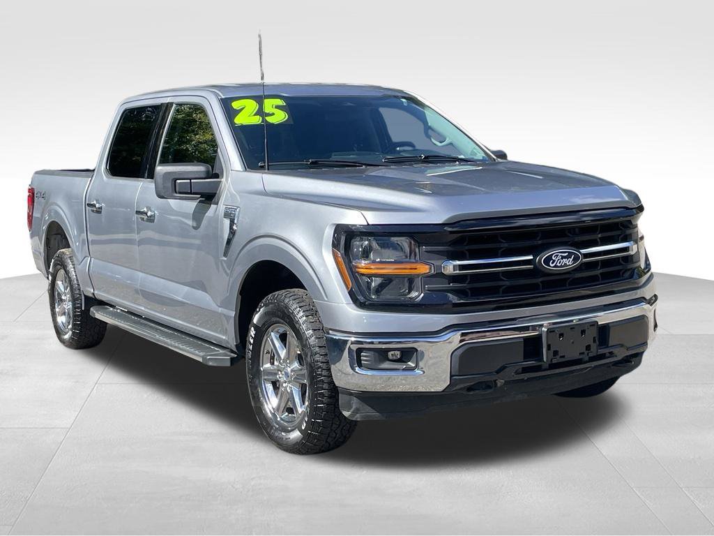 Used 2025 Ford F150 XLT w/ Equipment Group 301A Standard AWD/4WD image 3