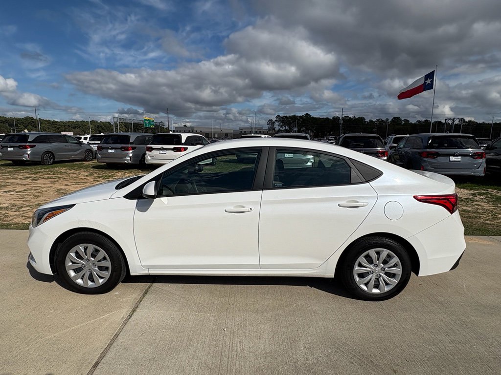 Used 2022 Hyundai Accent SE image 5