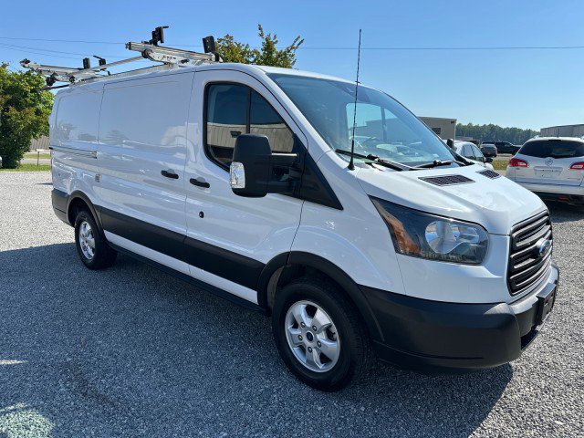 Used 2019 Ford Transit 250 130 Low Roof RWD image 5