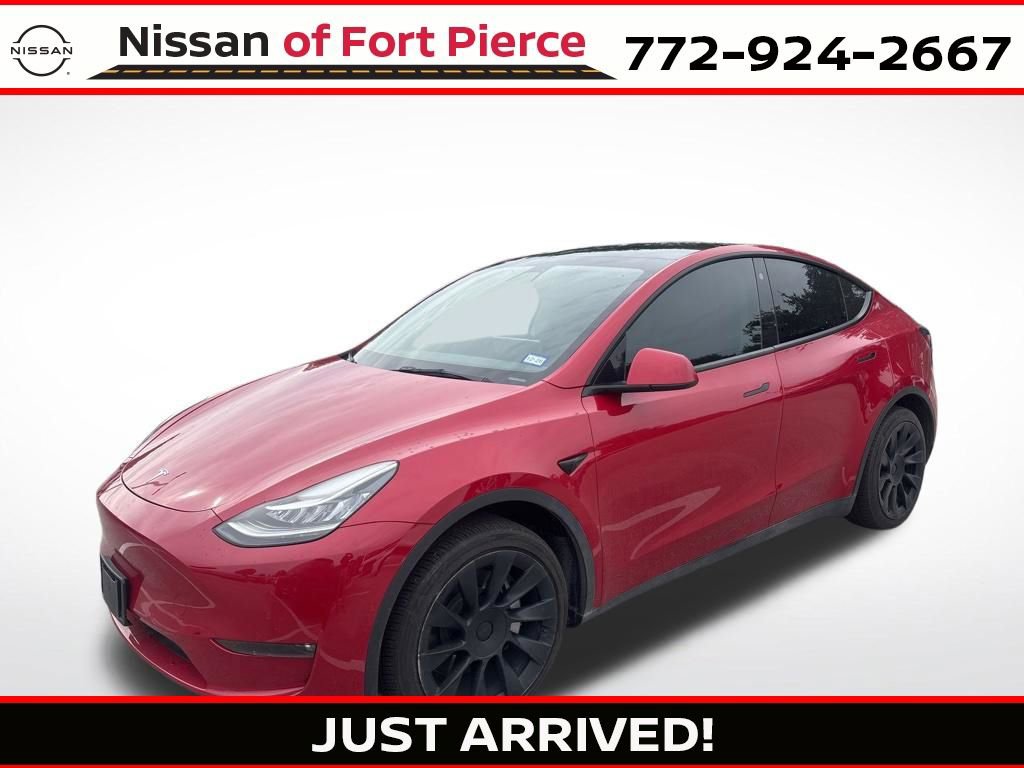Used 2022 Tesla Model Y Long Range AWD/4WD image 1