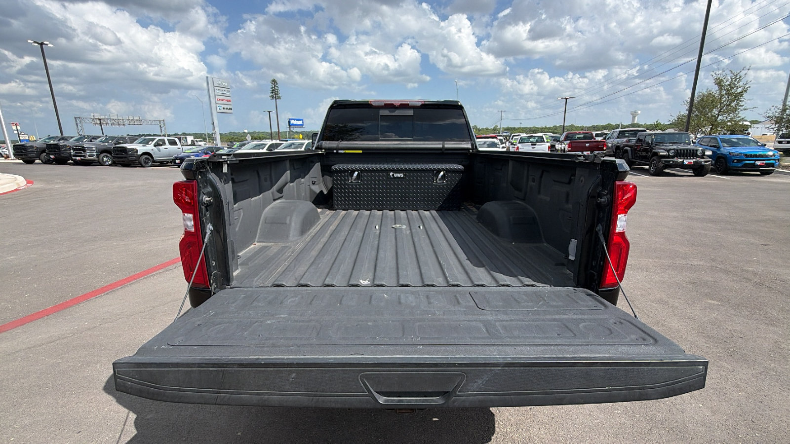 Used 2022 Chevrolet Silverado 2500 LTZ w/ LTZ Plus Package AWD/4WD image 27