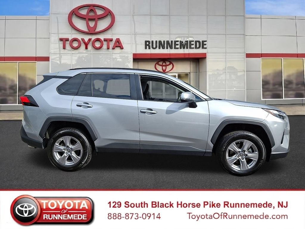 Certified 2025 Toyota RAV4 XLE AWD/4WD image 7