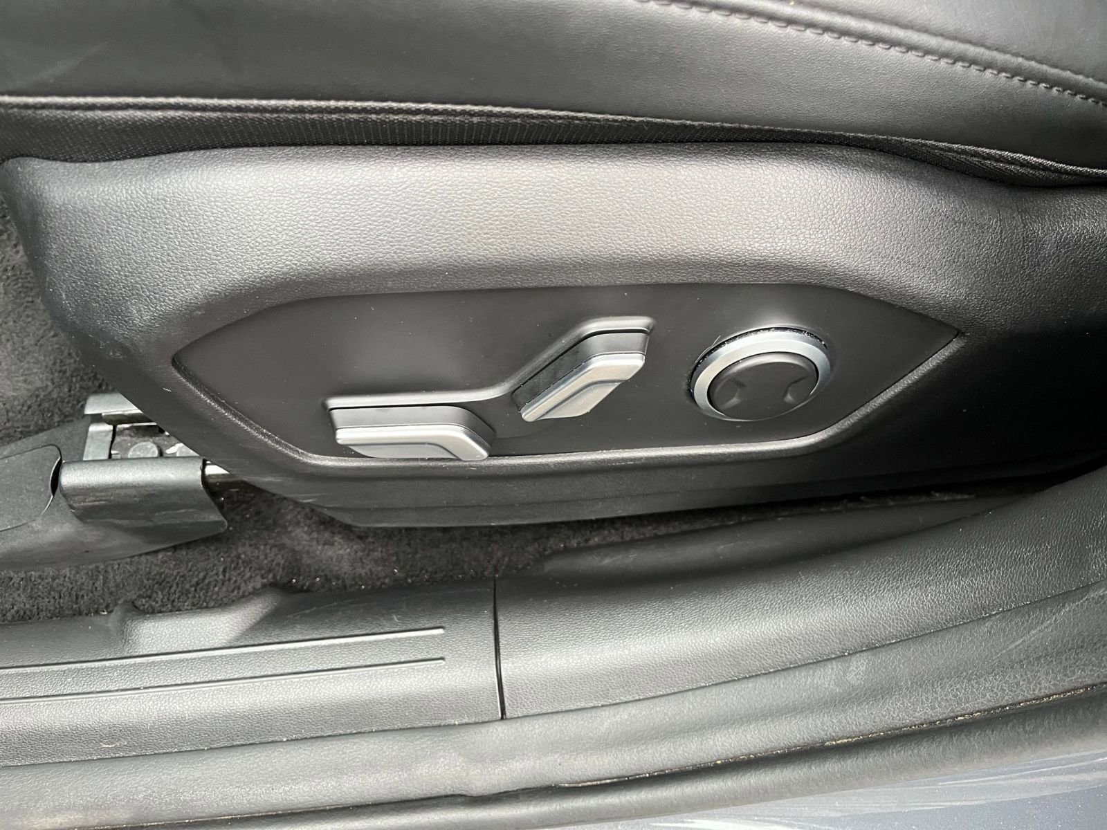 Used 2025 Hyundai Santa Fe SEL image 22