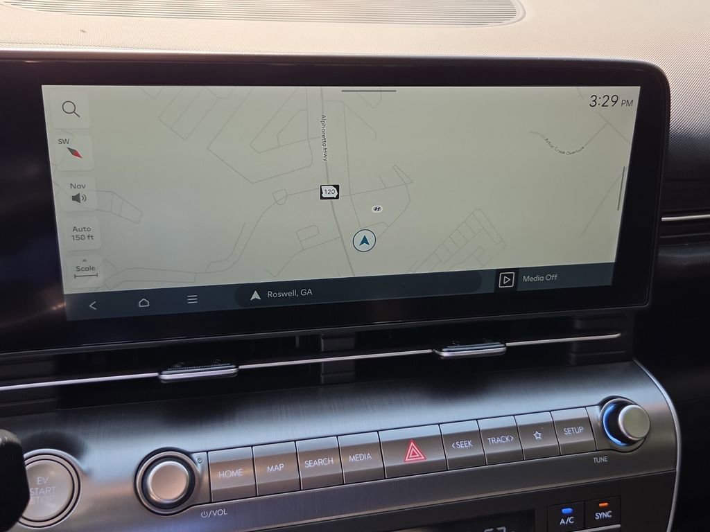 Used 2024 Hyundai Kona Limited image 25