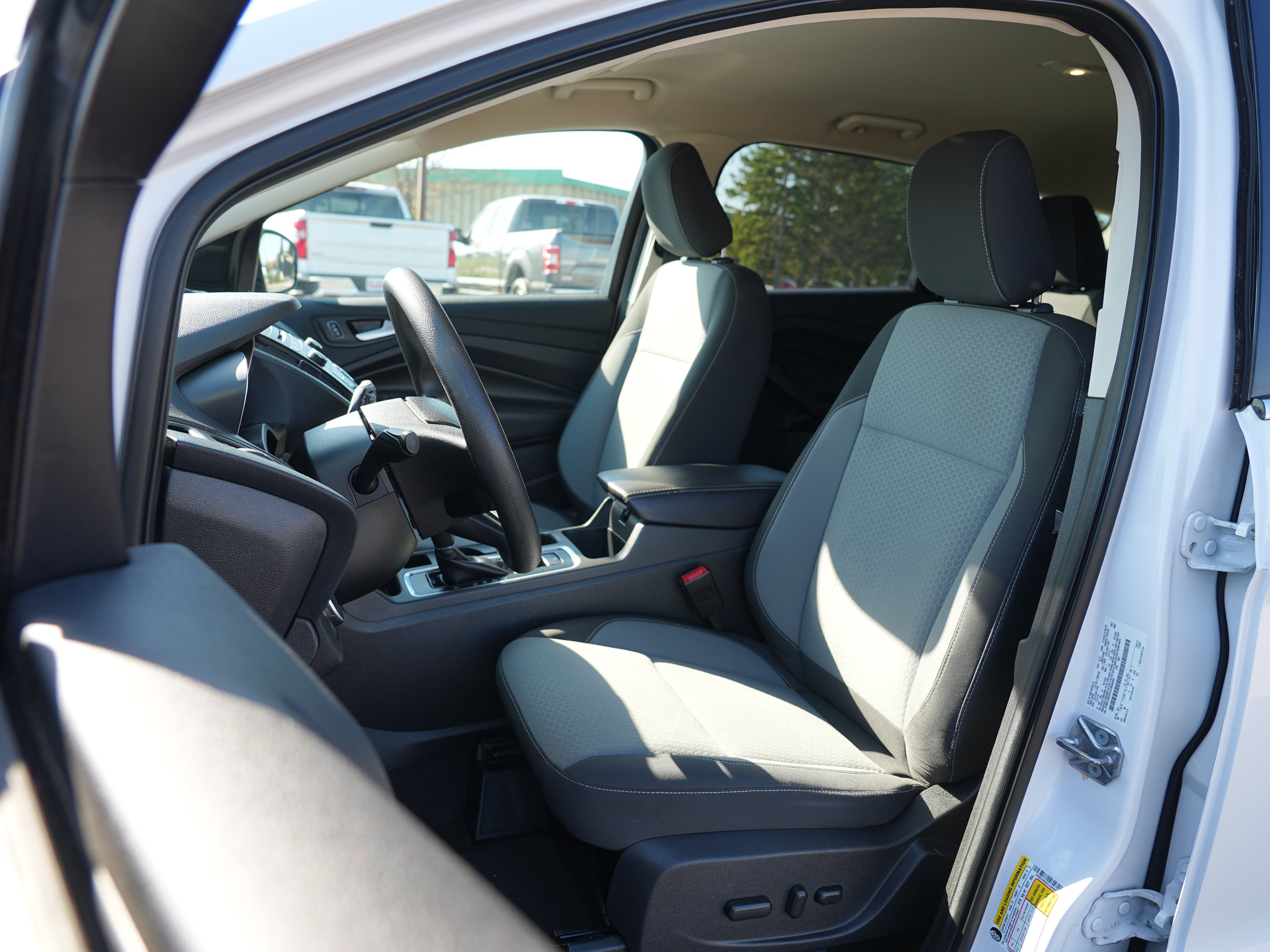 Used 2018 Ford Escape SE AWD/4WD image 12