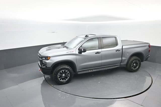 Used 2023 Chevrolet Silverado 1500 ZR2 image 18