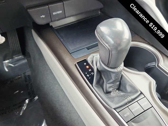 Used 2023 Toyota Camry SE image 36