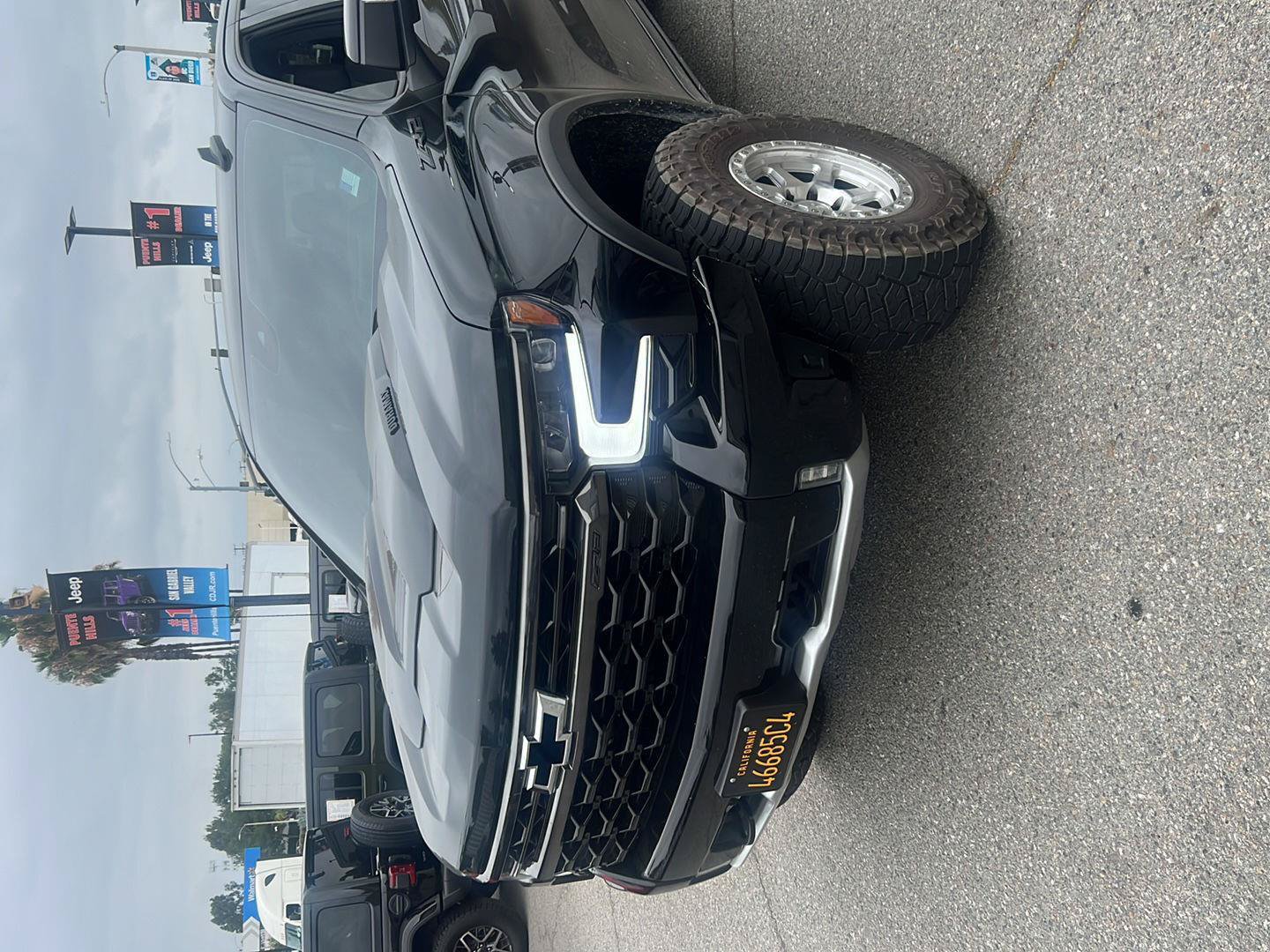 Used 2024 Chevrolet Silverado 1500 ZR2 w/ Technology Package AWD/4WD image 2