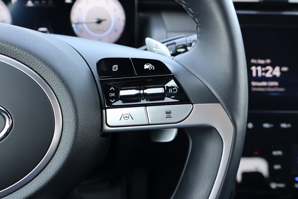 Used 2023 Hyundai Santa Cruz Limited image 7