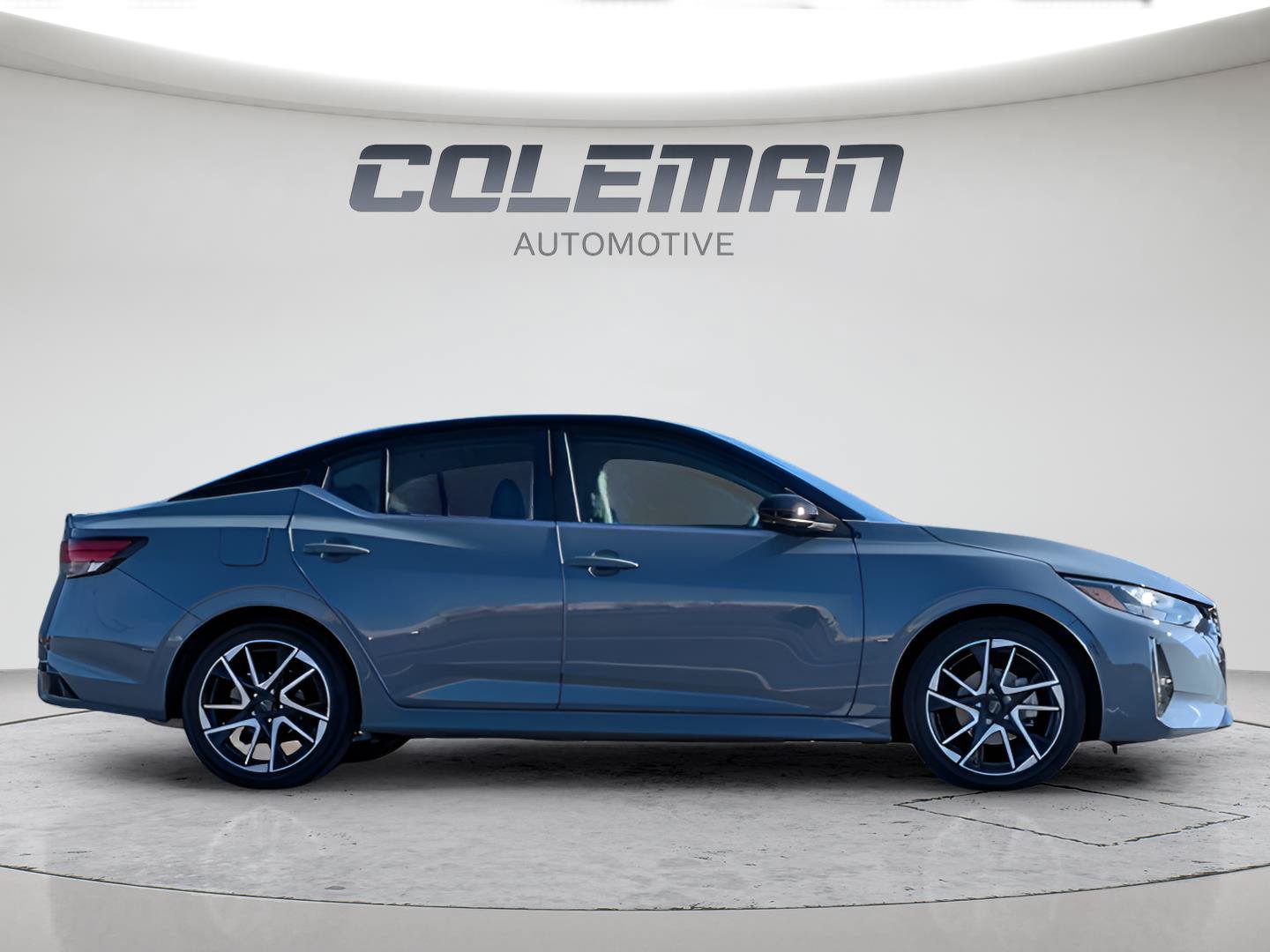 Certified 2025 Nissan Sentra SR FWD image 4