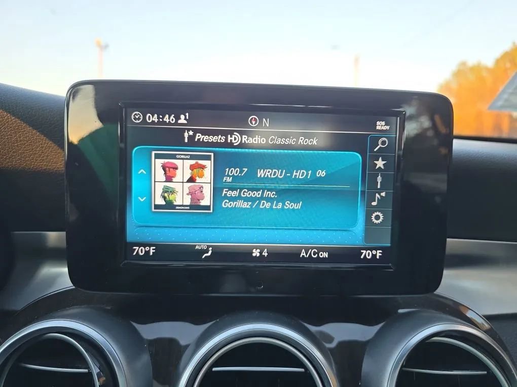 Used 2019 Mercedes-Benz C 300 Sedan image 25