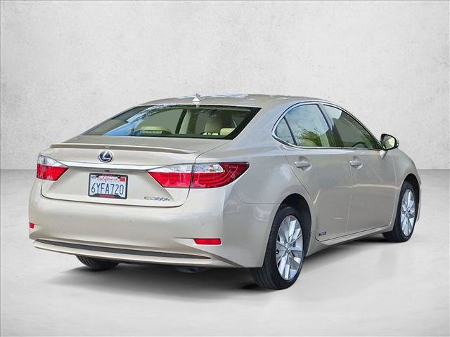 Used 2013 Lexus ES 300h w/ Premium Pkg FWD image 5