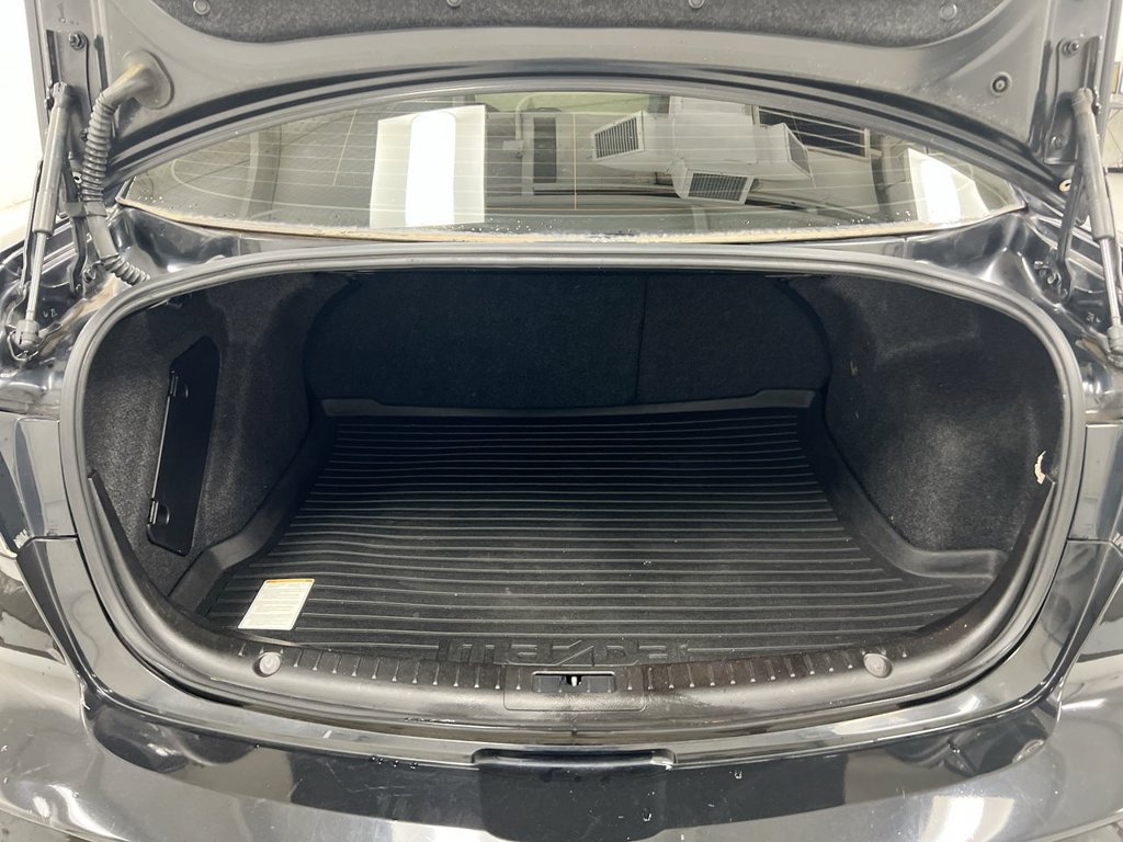 Used 2013 MAZDA MAZDA3 i Sport FWD image 22