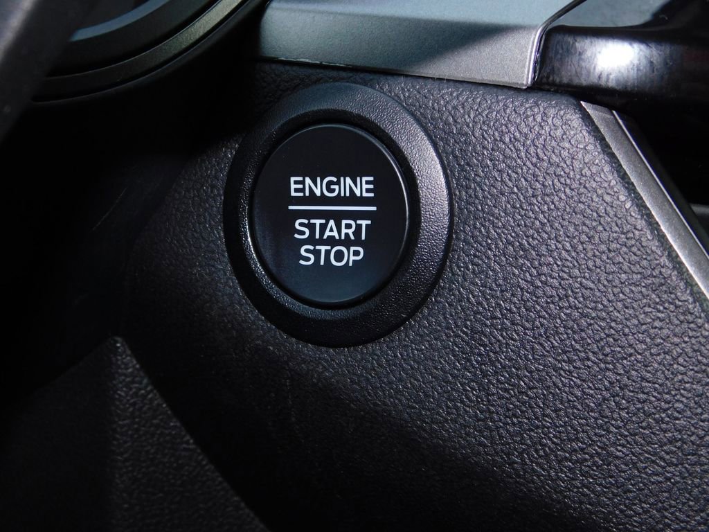 Used 2025 Ford Escape Active image 31