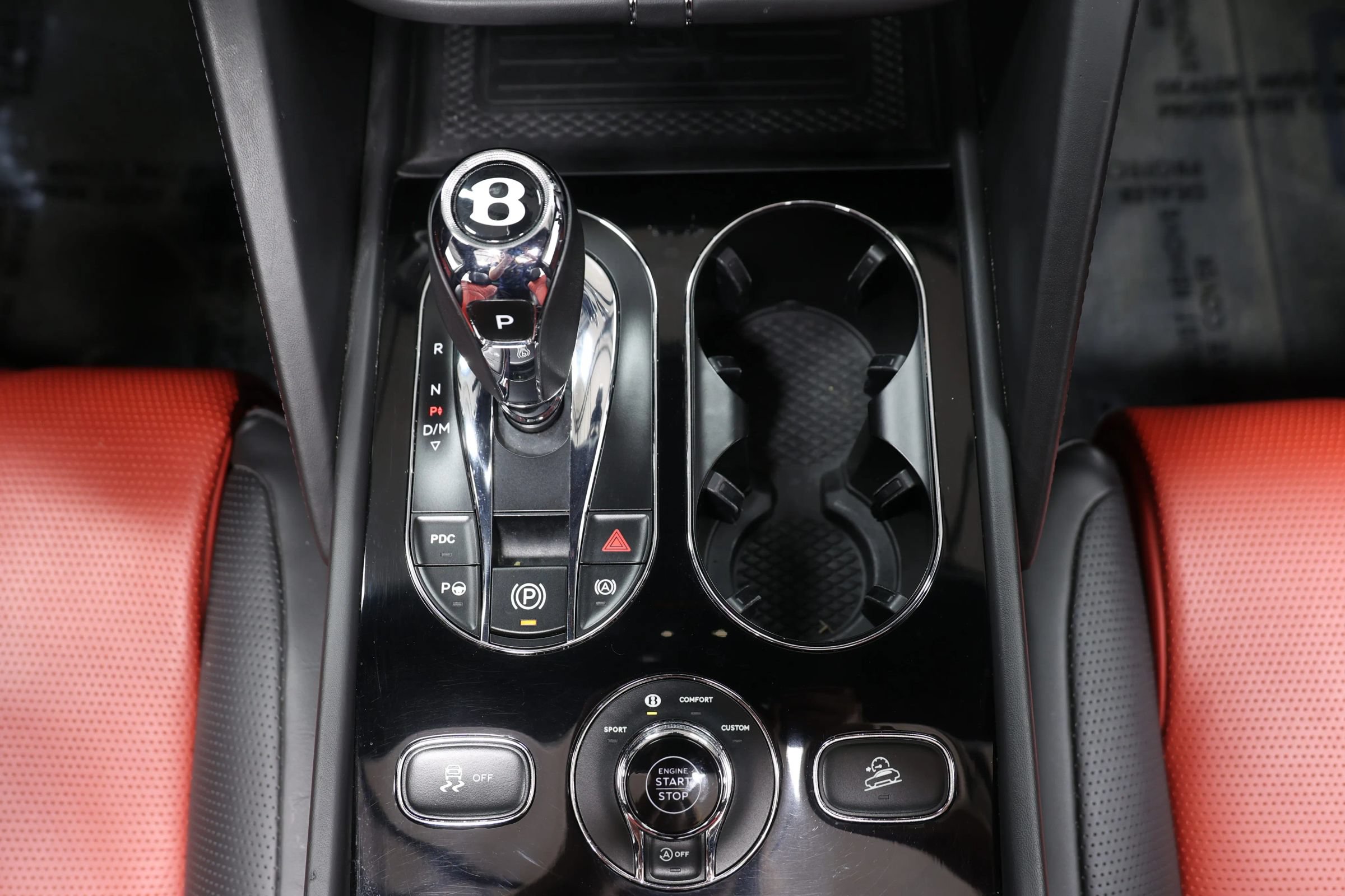 Used 2022 Bentley Bentayga AWD/4WD image 50