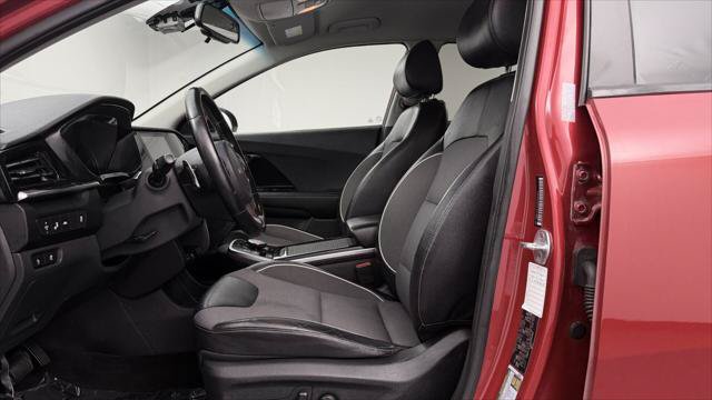 Used 2022 Kia Niro EX w/ Cold Weather Package FWD image 14