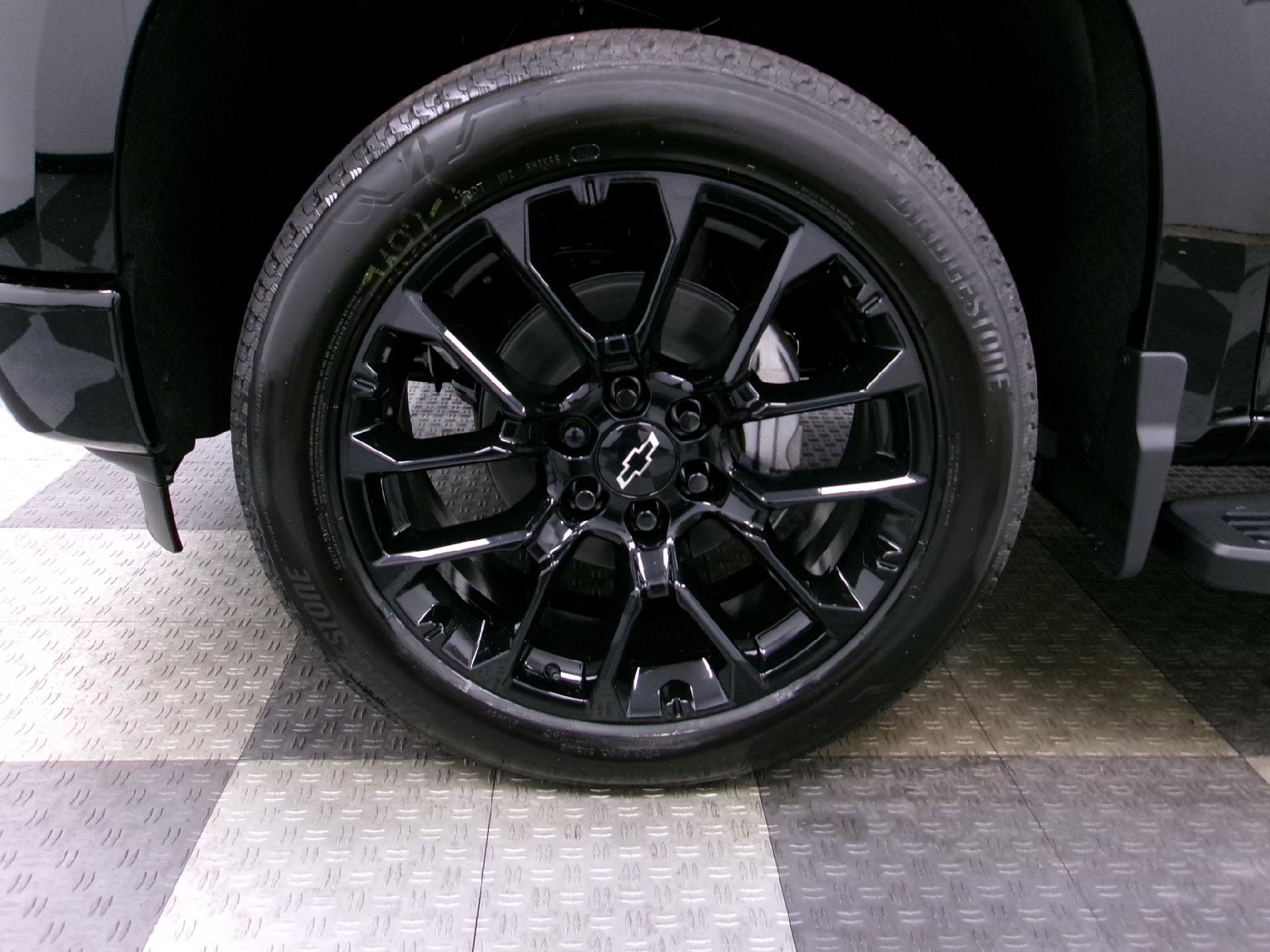 New 2026 Chevrolet Silverado 1500 High Country w/ Technology Package image 17