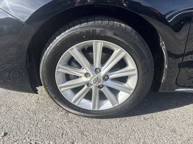 Used 2012 Toyota Camry XLE image 10