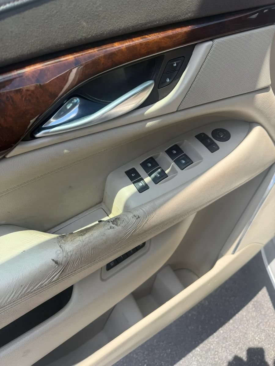Used 2015 Cadillac Escalade ESV Luxury RWD image 10
