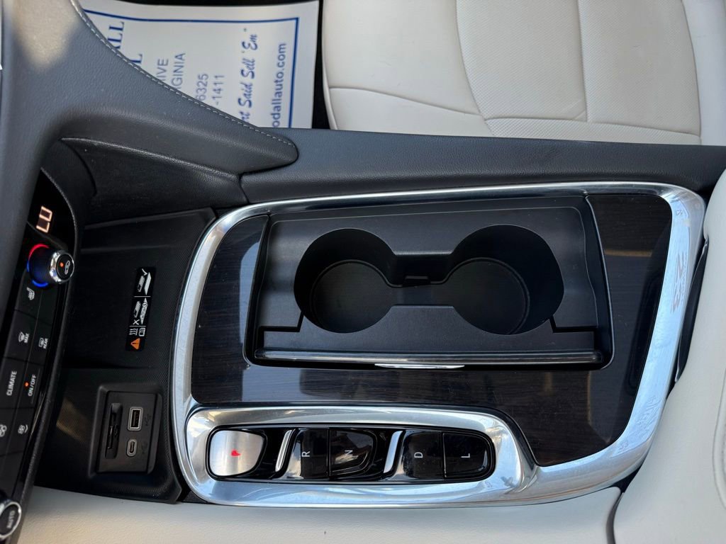 Used 2023 Buick Enclave Essence w/ Experience Buick Package image 18