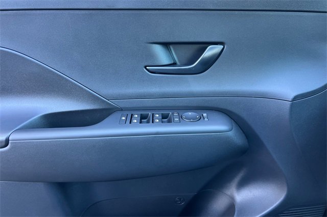New 2026 Hyundai Kona SE image 11