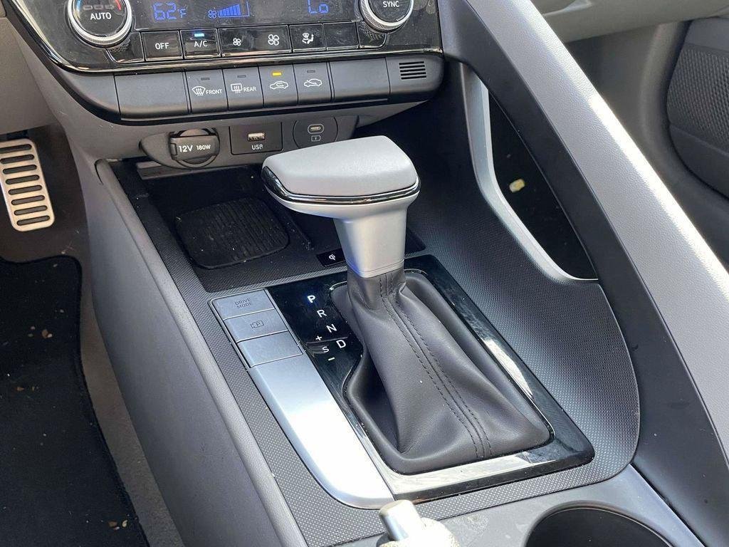 New 2025 Hyundai Elantra Sport FWD image 69