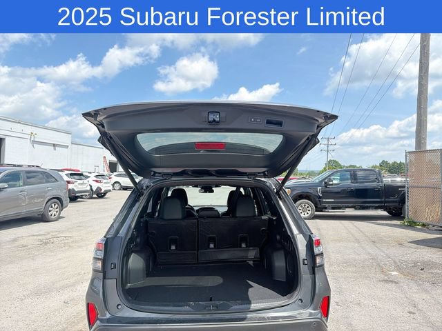 Used 2025 Subaru Forester Limited AWD/4WD image 29