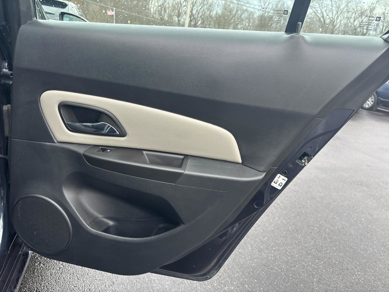 Used 2015 Chevrolet Cruze LS FWD image 19