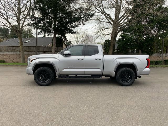 Used 2022 Toyota Tundra Limited image 2