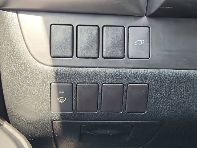 Used 2014 Toyota Highlander XLE AWD/4WD image 17