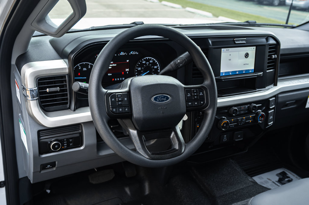 New 2026 Ford F450 XL w/ XL Chrome Package AWD/4WD image 24