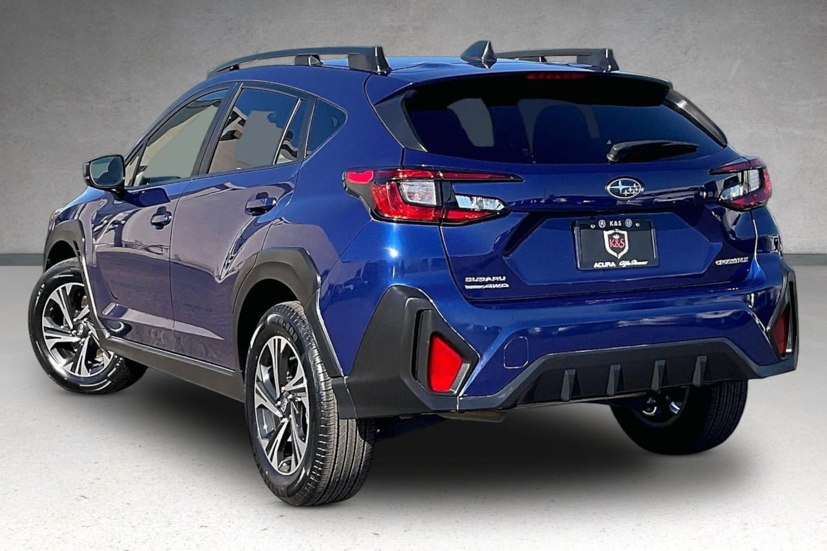 Used 2025 Subaru Crosstrek 2.5i Premium AWD/4WD image 31