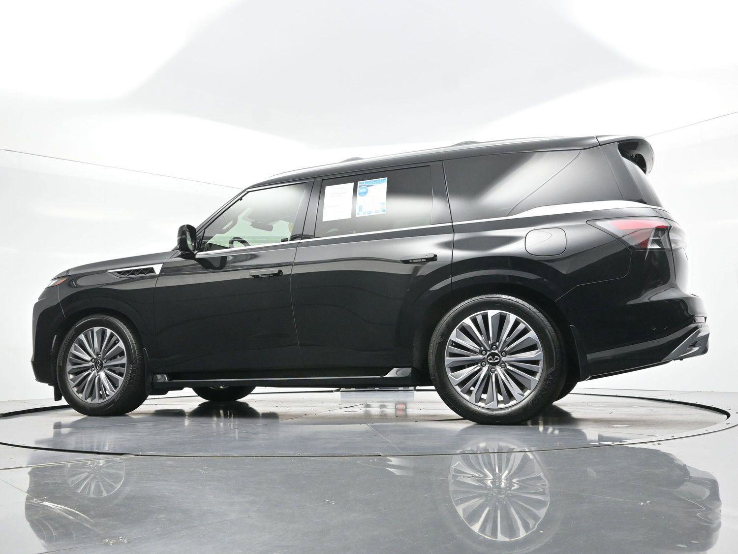 Used 2025 INFINITI QX80 Luxe w/ Exterior Package AWD/4WD image 48