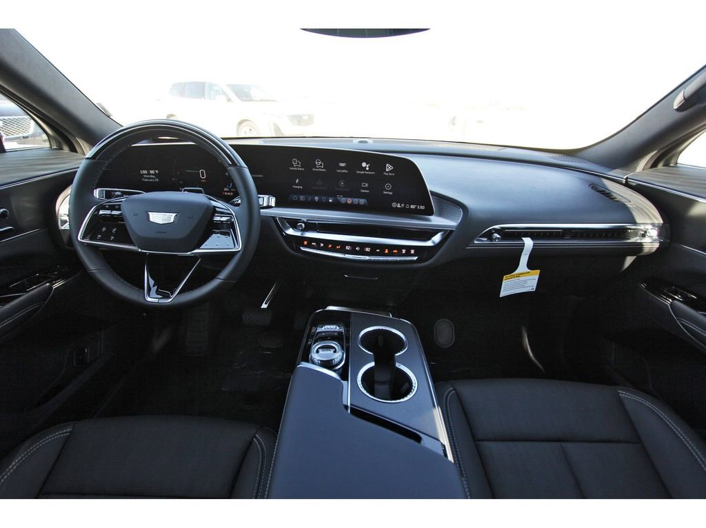 New 2026 Cadillac Lyriq Luxury image 9