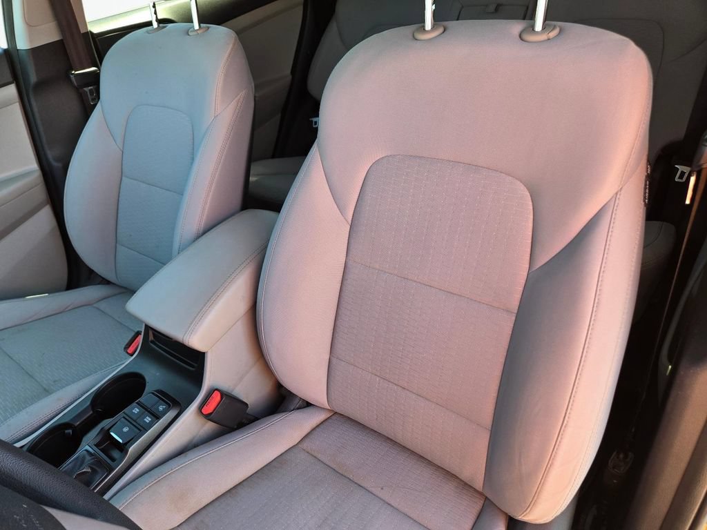 Used 2019 Hyundai Tucson SE AWD/4WD image 16